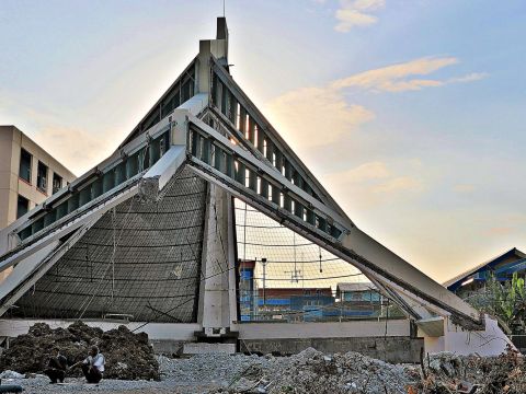 Proses Perobohan Gereja St. Kristoforus