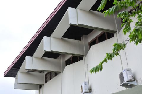 Laboratorium Penelitian Kimia di Jalan Jagir Wonokromo
