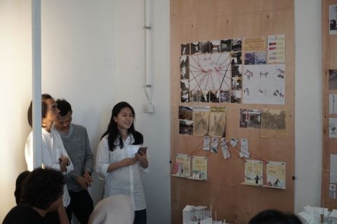 Review Hasil Lokakarya Critical Context 2018